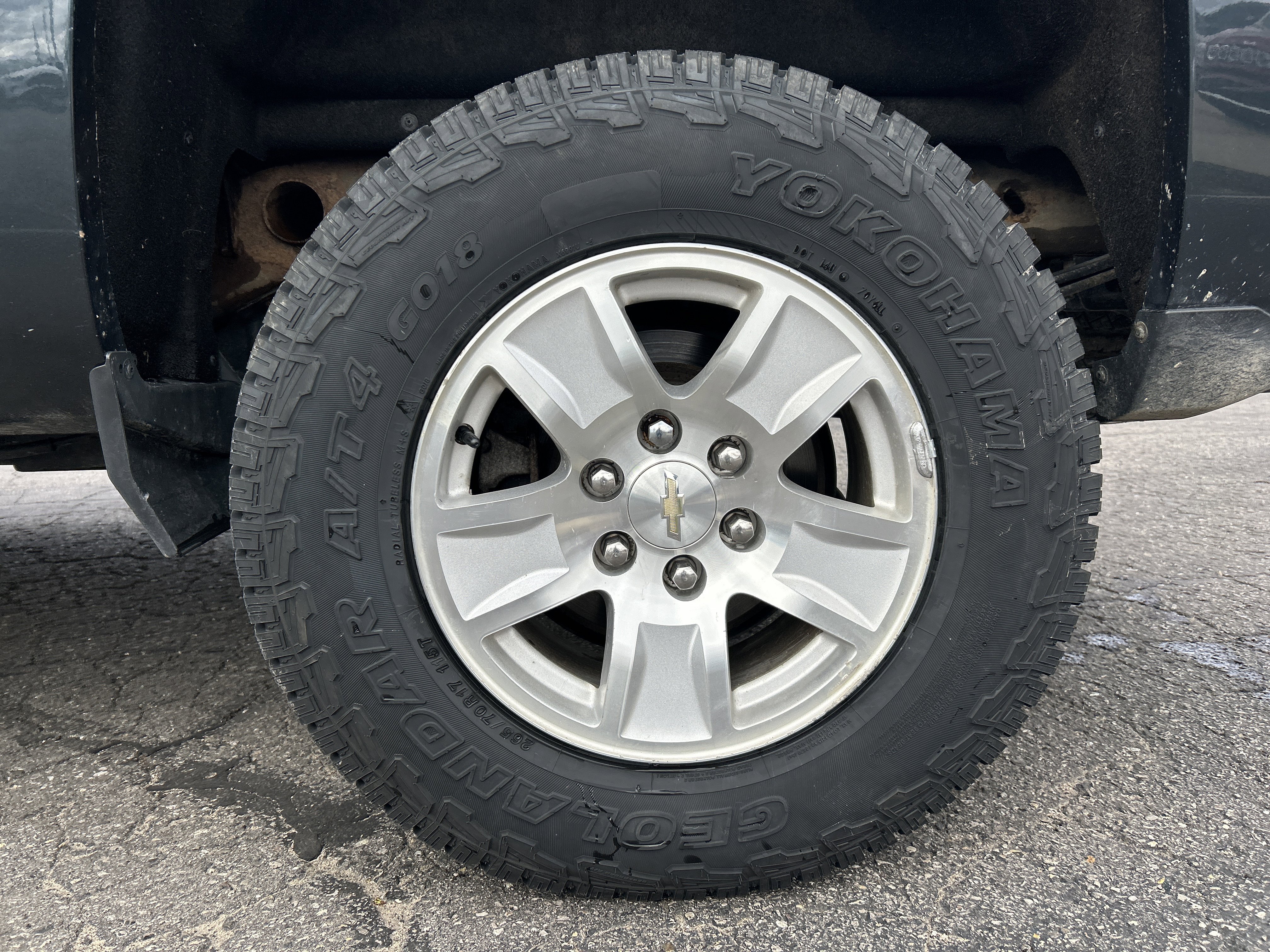 Used 2018 Chevrolet Silverado 1500 LT w/ All Star Edition AWD/4WD image 23