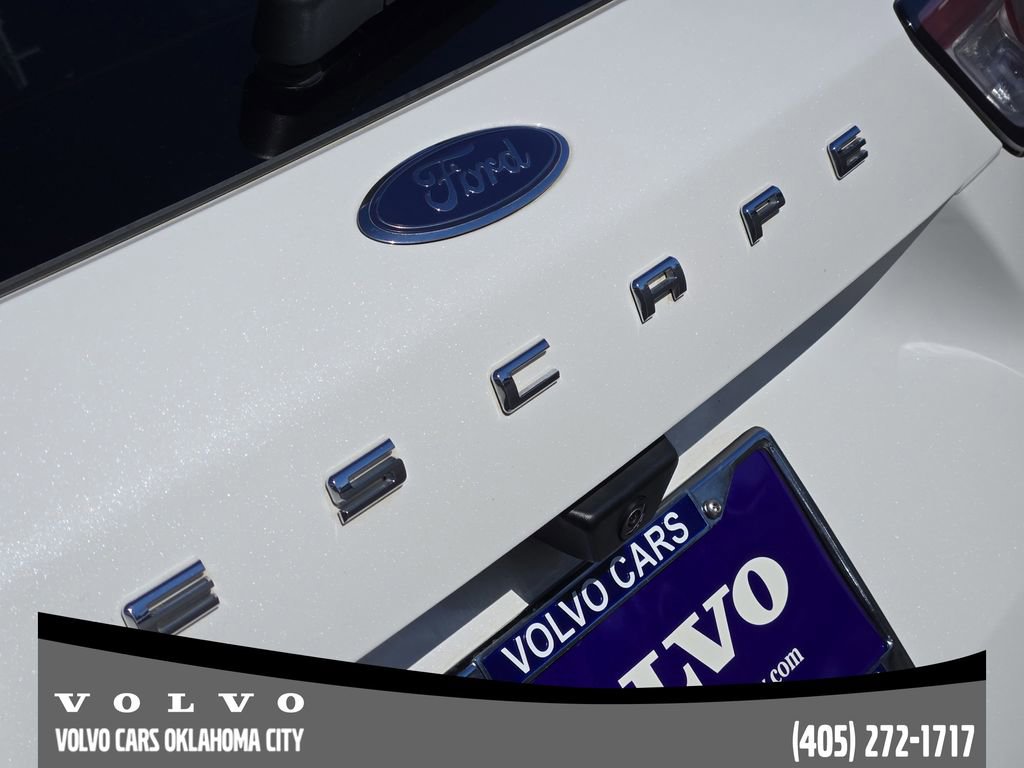 Used 2022 Ford Escape SEL image 11