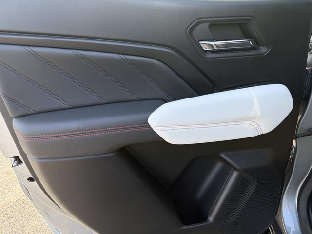 Certified 2024 GMC Canyon AT4X AWD/4WD image 34