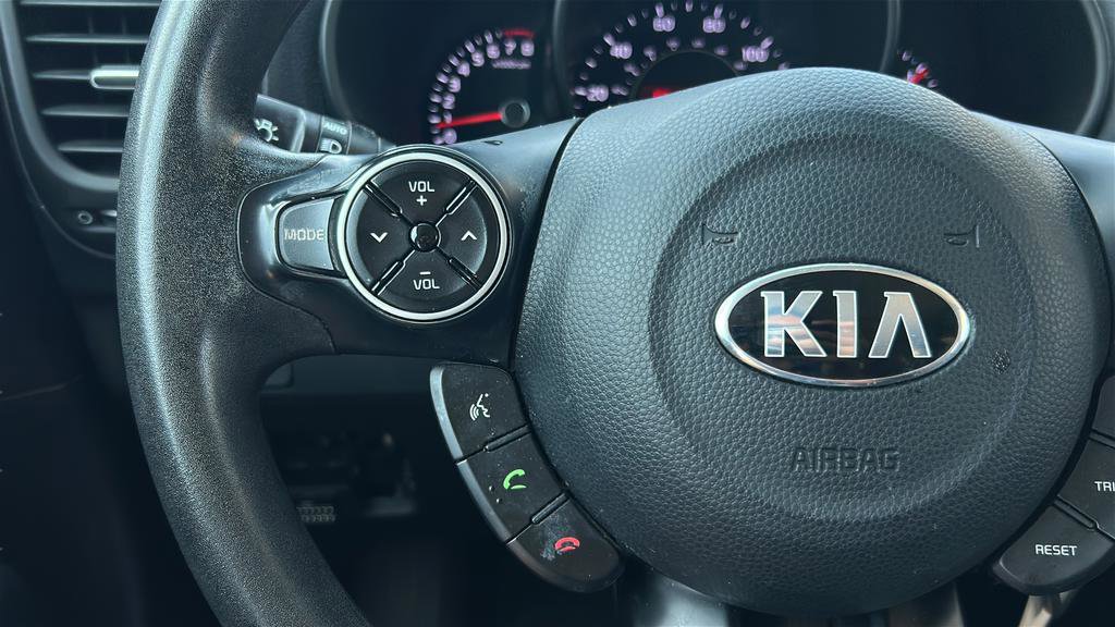 Used 2018 Kia Soul + FWD image 27