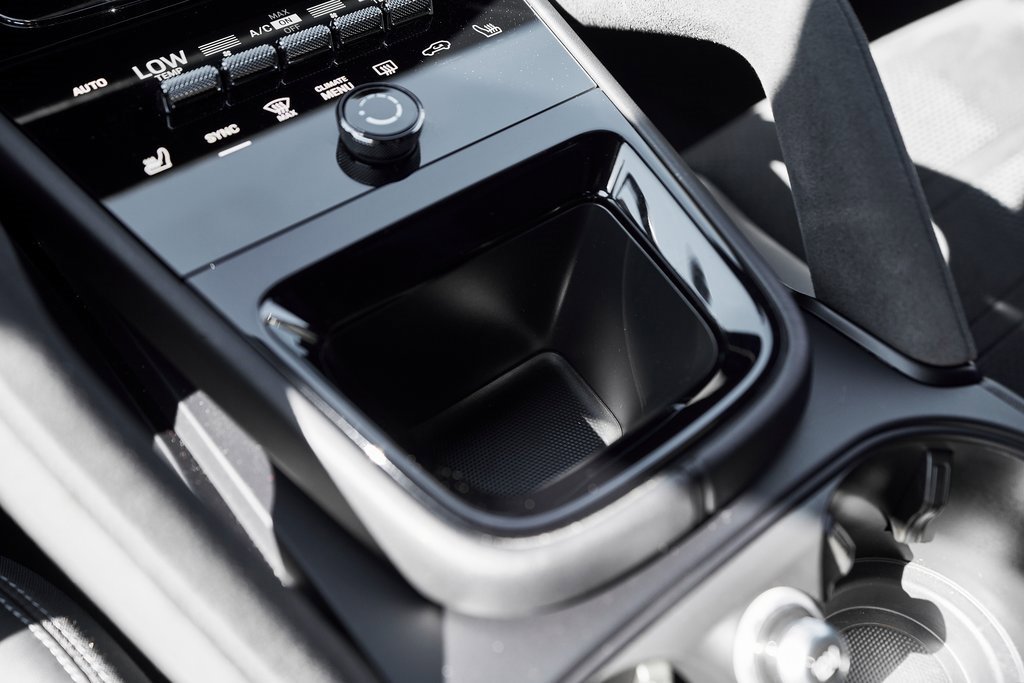 Used 2024 Porsche Cayenne Turbo GT image 70