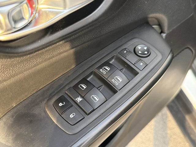 Used 2022 Jeep Cherokee Trailhawk w/ Trailer Tow Group image 22