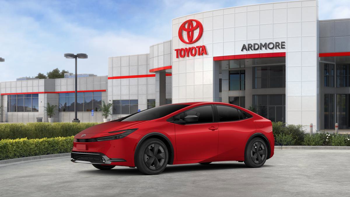 New 2026 Toyota Prius LE image 2