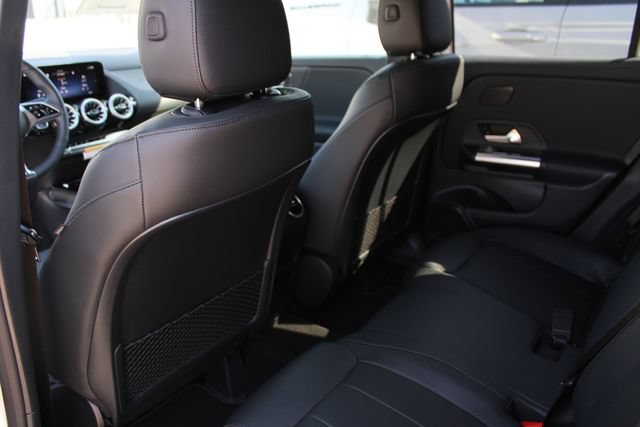 New 2026 Mercedes-Benz GLA 250 4MATIC image 21