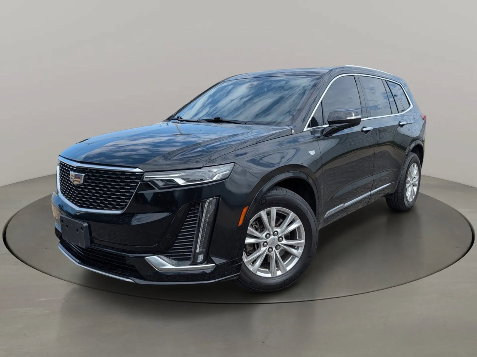 Used 2021 Cadillac XT6 Luxury w/ LPO, Floor Liner Package AWD/4WD image 1