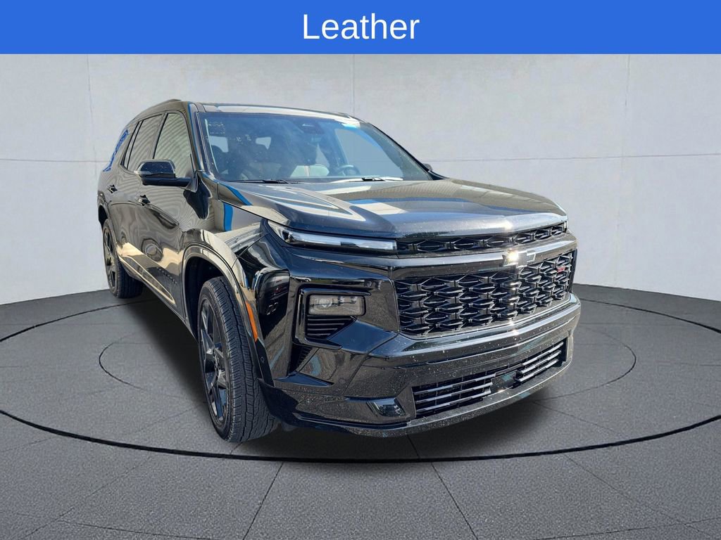 Used 2026 Chevrolet Traverse RS w/ LPO, Floor Liner Package AWD/4WD image 8
