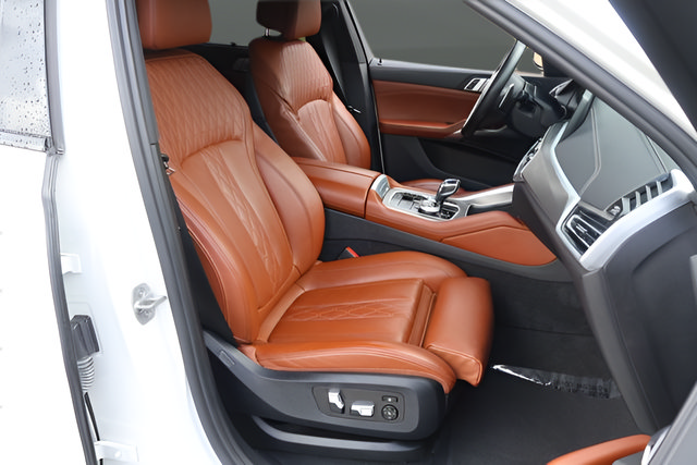 Used 2022 BMW X6 xDrive40i w/ Executive Package AWD/4WD image 22