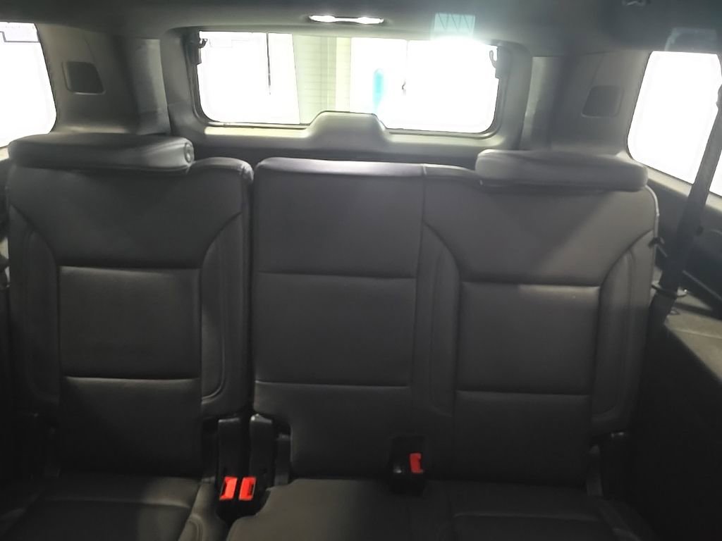 Used 2024 Chevrolet Suburban LT image 22