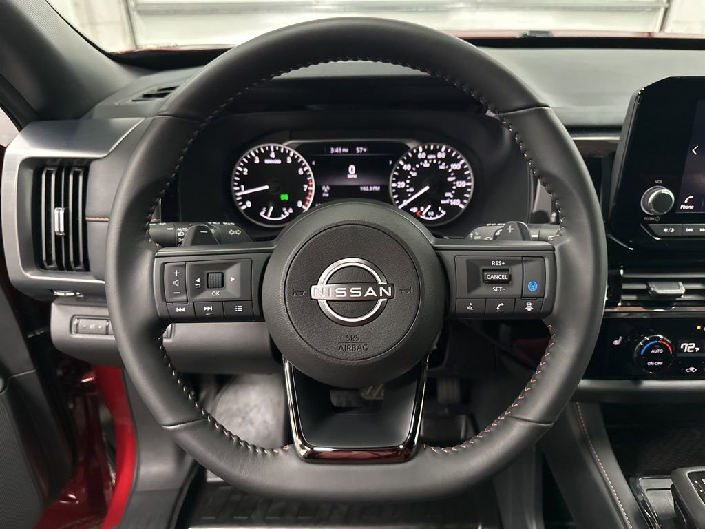 Used 2025 Nissan Pathfinder Rock Creek image 13