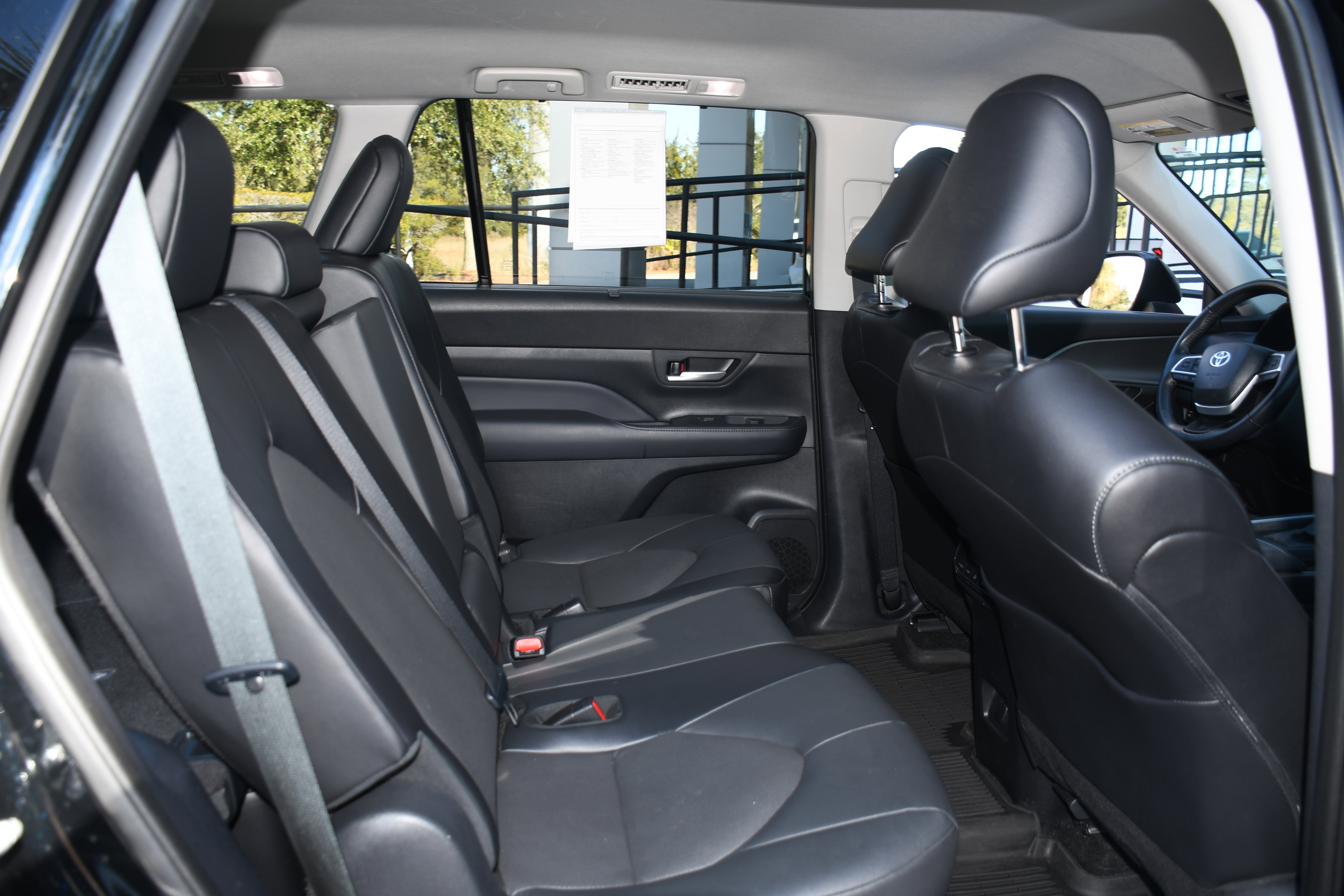 Used 2024 Toyota Grand Highlander XLE image 18