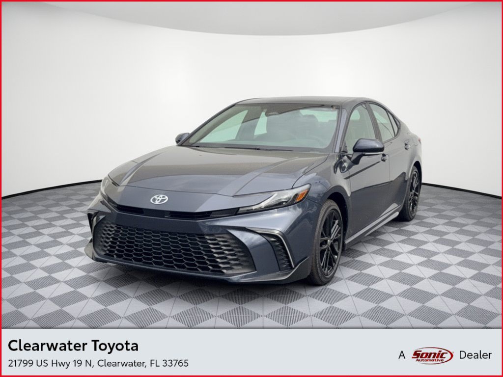Used 2026 Toyota Camry SE FWD image 1