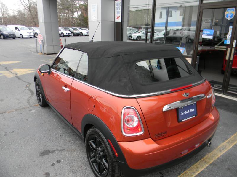 Used 2015 MINI Cooper Convertible image 13
