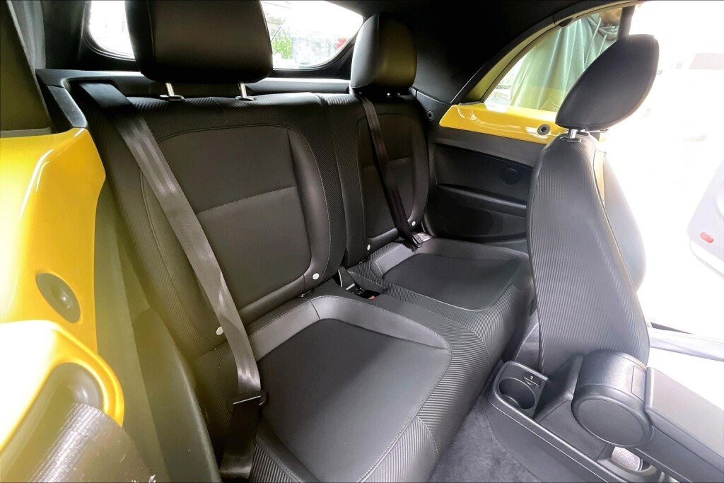 Used 2014 Volkswagen Beetle 1.8T FWD image 15