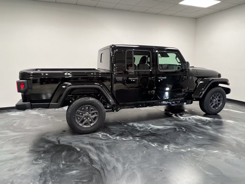 New 2026 Jeep Gladiator Sport AWD/4WD image 20