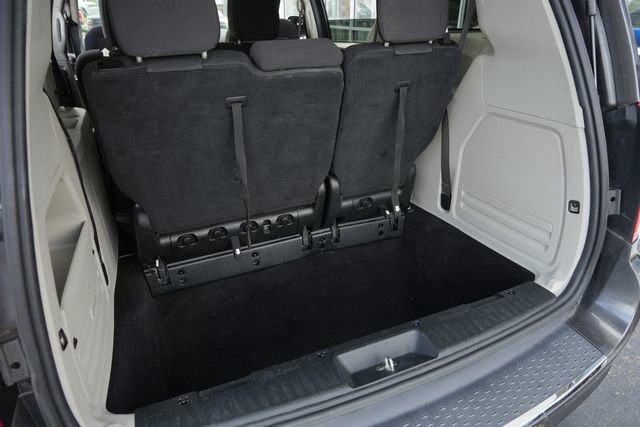 Used 2017 Dodge Grand Caravan SE w/ Power Window Group image 34