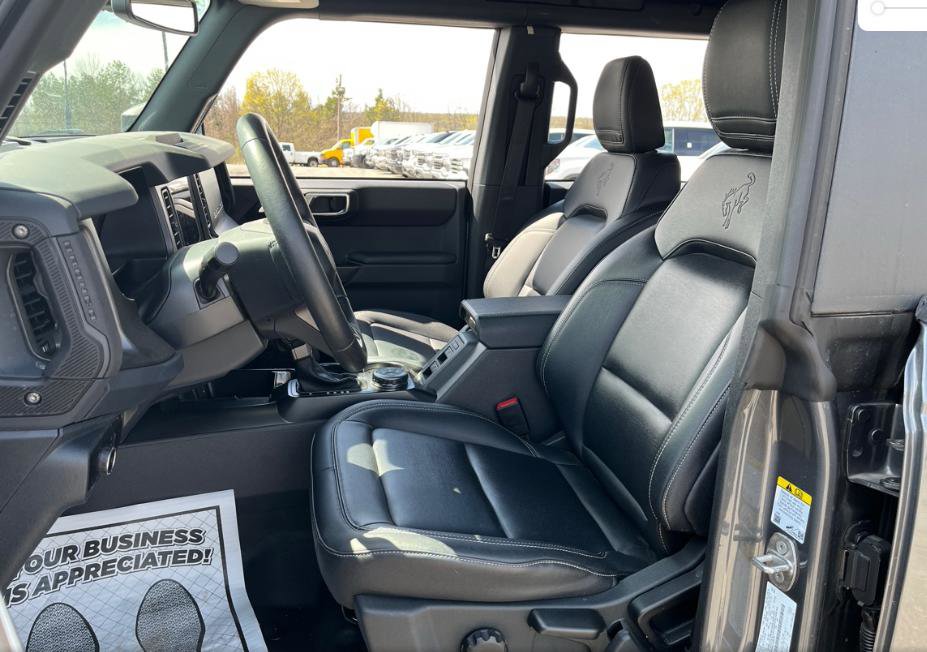 Used 2025 Ford Bronco Badlands w/ Sasquatch Package AWD/4WD image 10