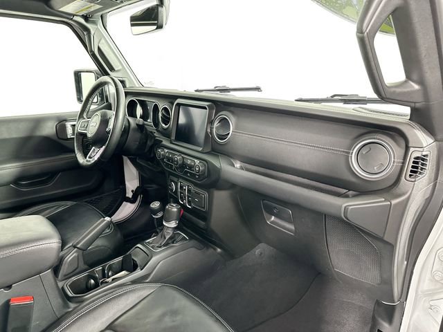 Used 2023 Jeep Wrangler Unlimited Sahara w/ Cold Weather Group image 31