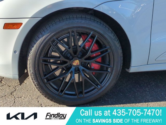 Used 2022 Porsche Macan GTS AWD/4WD image 12