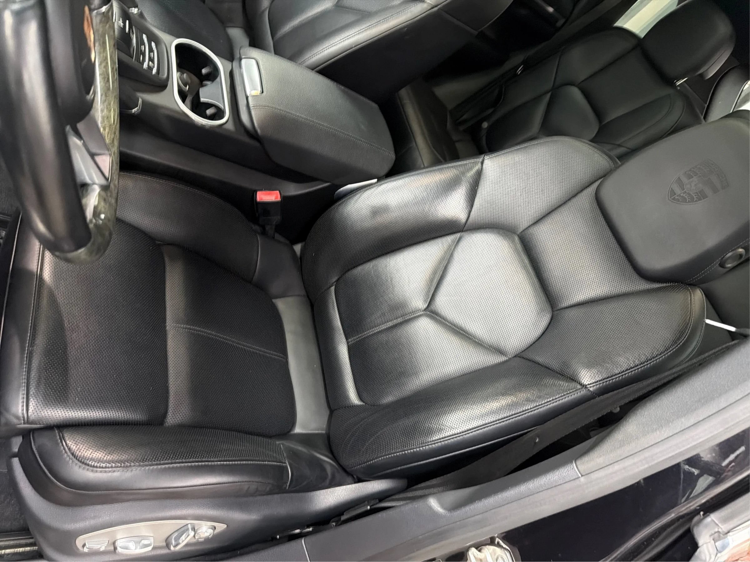 Used 2016 Porsche Cayenne S AWD/4WD image 17