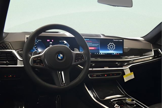 New 2026 BMW X5 M60i image 23