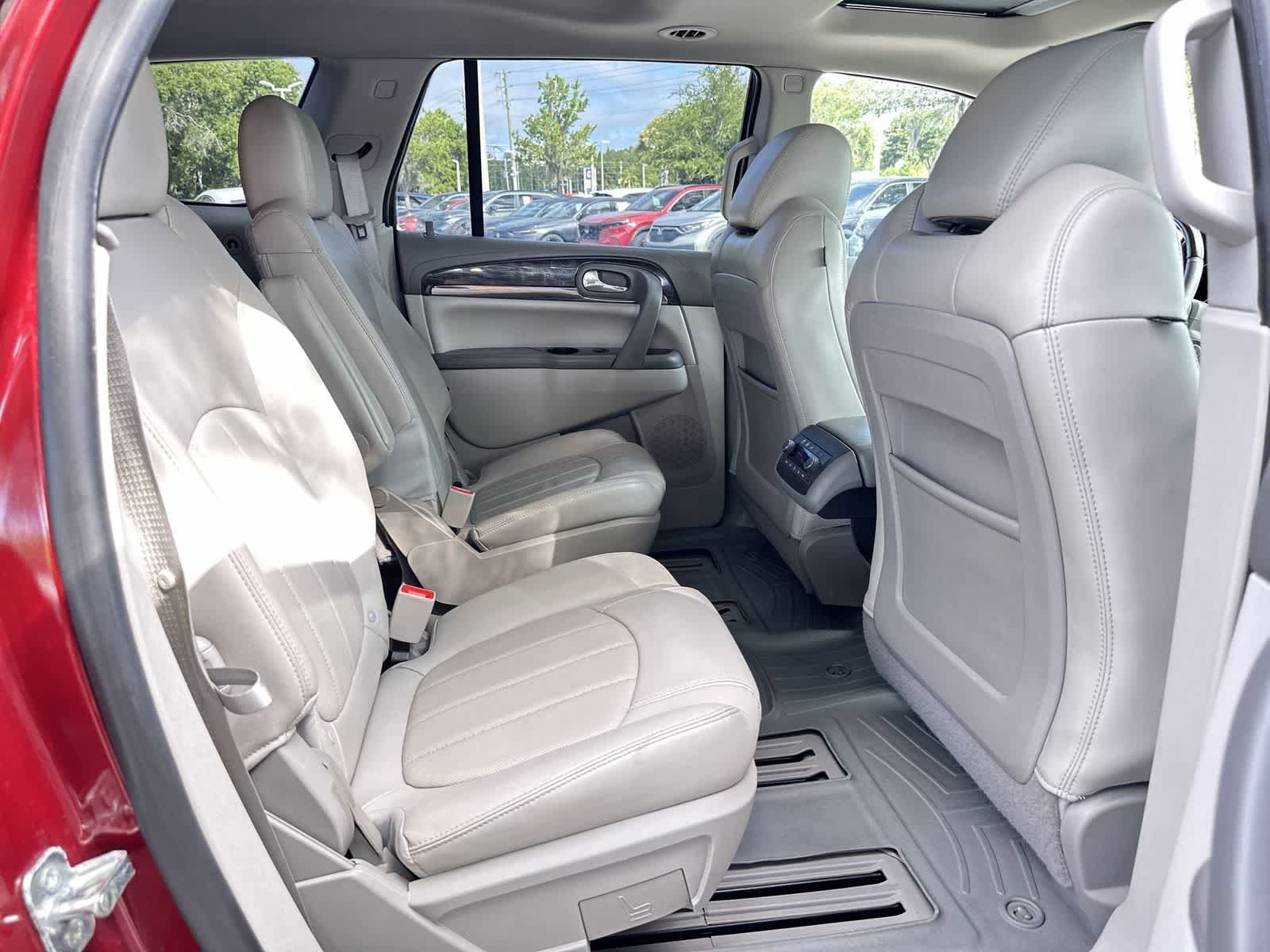 Used 2015 Buick Enclave Premium w/ Experience Buick Package FWD image 16
