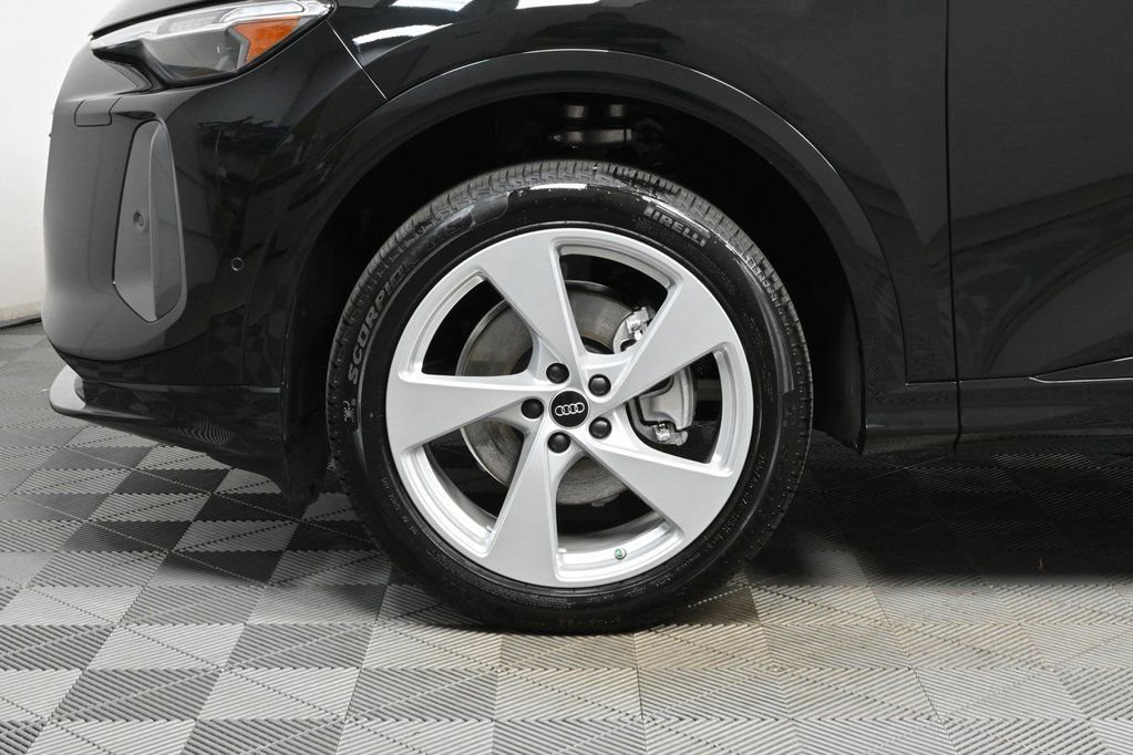 New 2025 Audi Q5 Premium Plus w/ Premium Plus AWD/4WD image 26