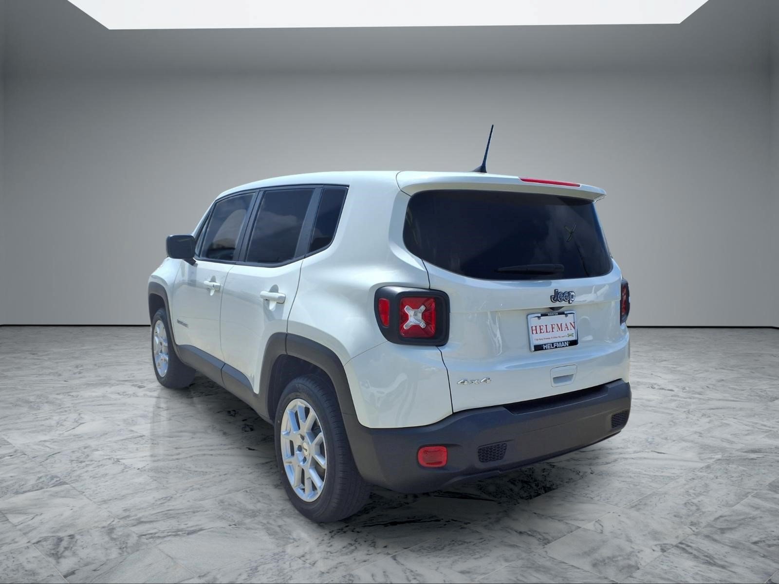 Used 2023 Jeep Renegade Latitude AWD/4WD image 5
