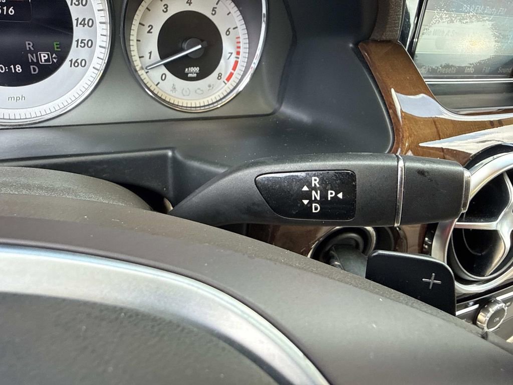 Used 2015 Mercedes-Benz GLK 350 2WD image 32