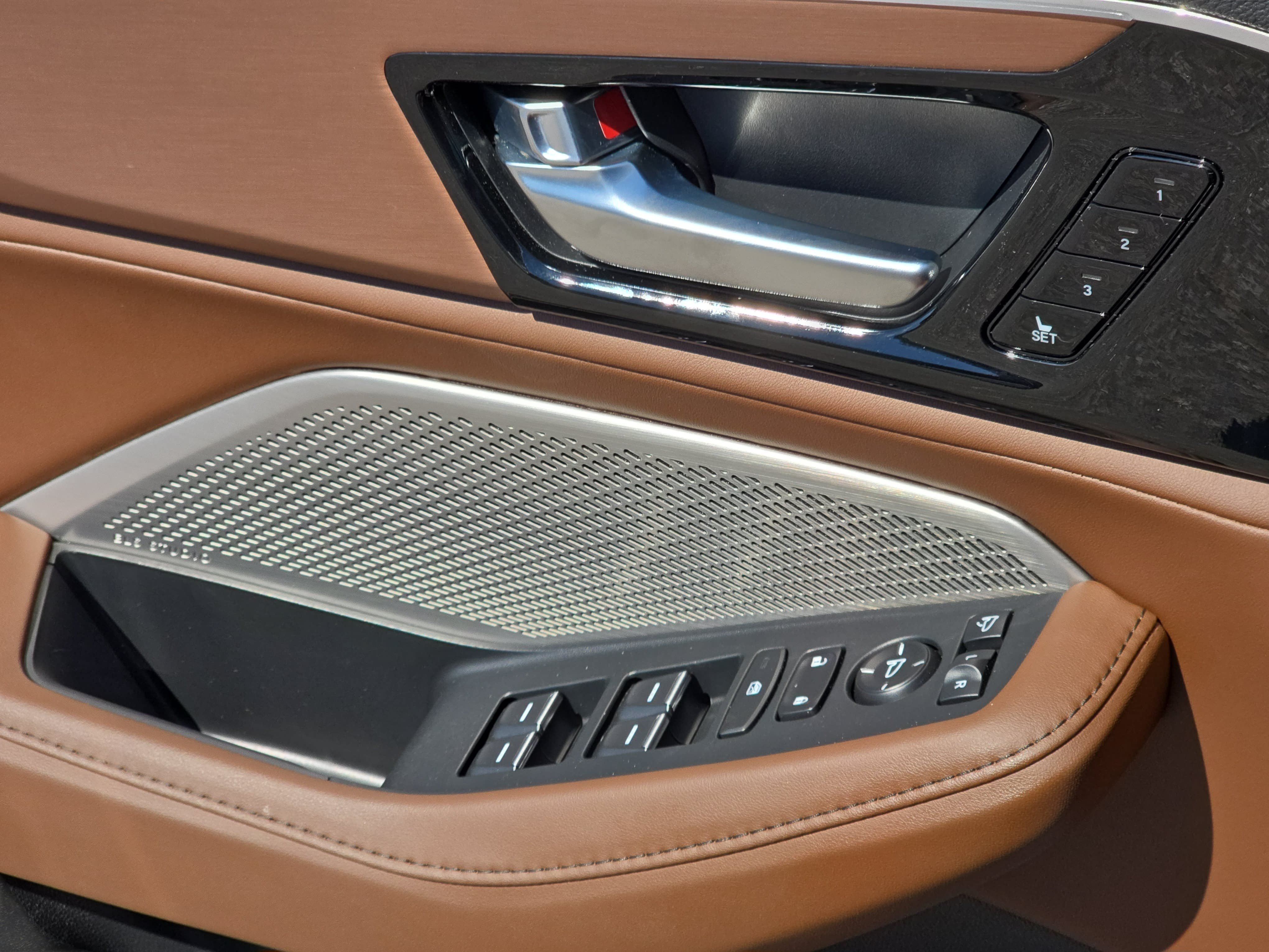 Certified 2023 Acura MDX w/ Technology Package FWD image 31