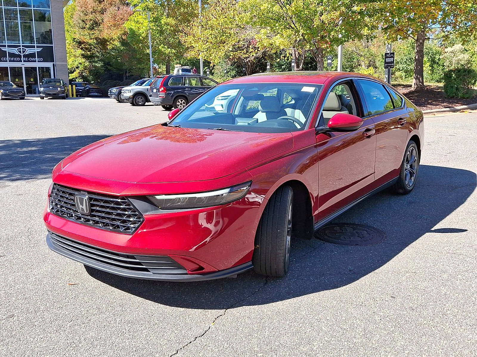 Used 2023 Honda Accord EX image 4