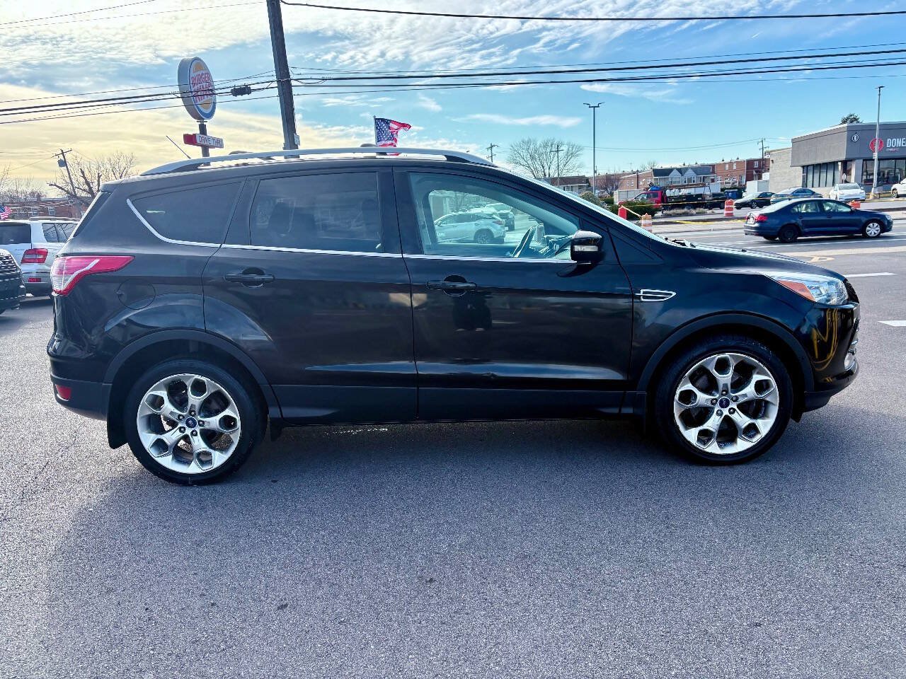 Used 2014 Ford Escape Titanium w/ Equipment Group 401A AWD/4WD image 7