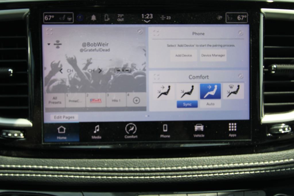 Used 2023 Chrysler Pacifica Touring-L w/ S Appearance Package image 28