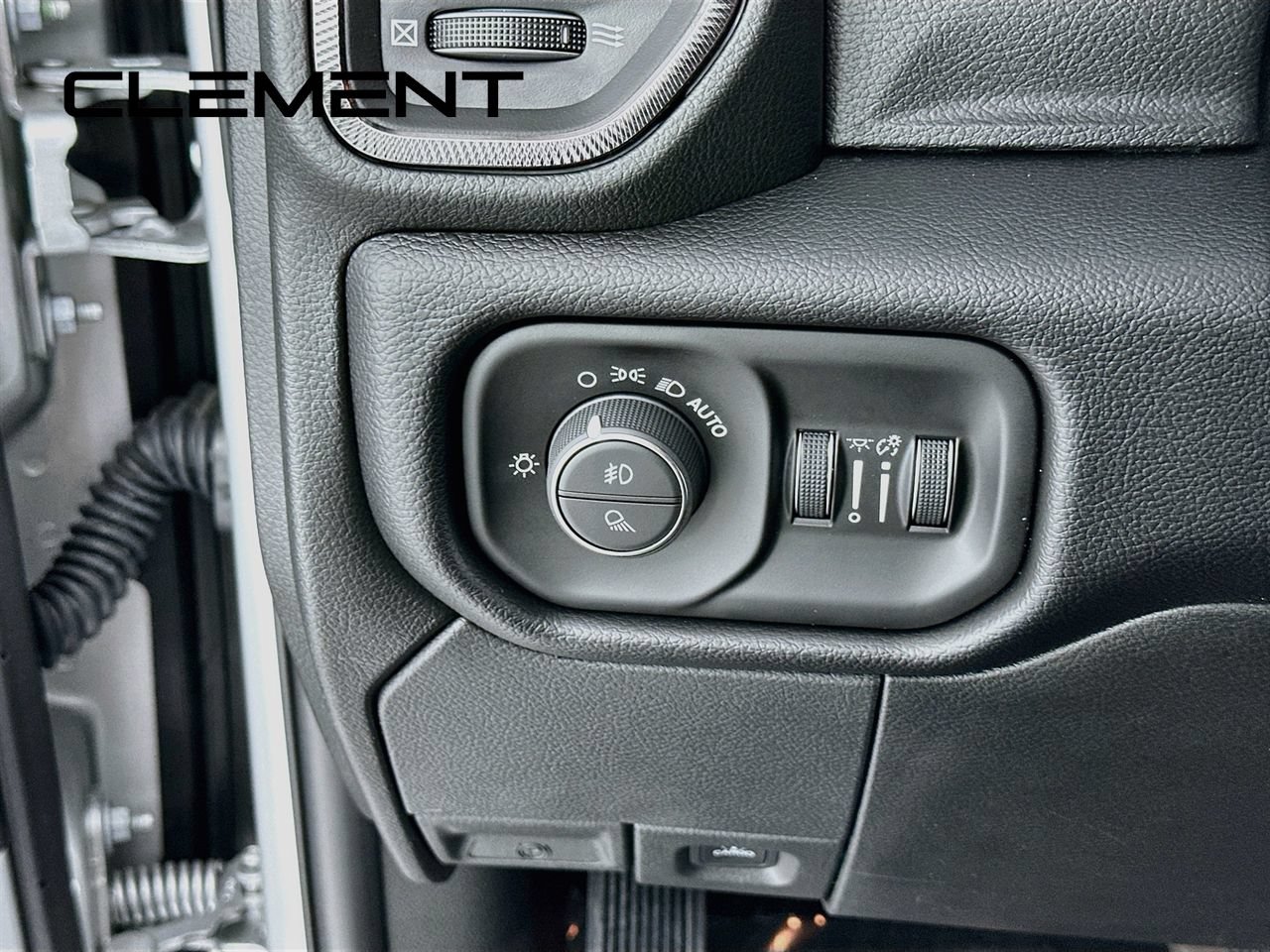 Used 2026 RAM 2500 Rebel AWD/4WD image 14