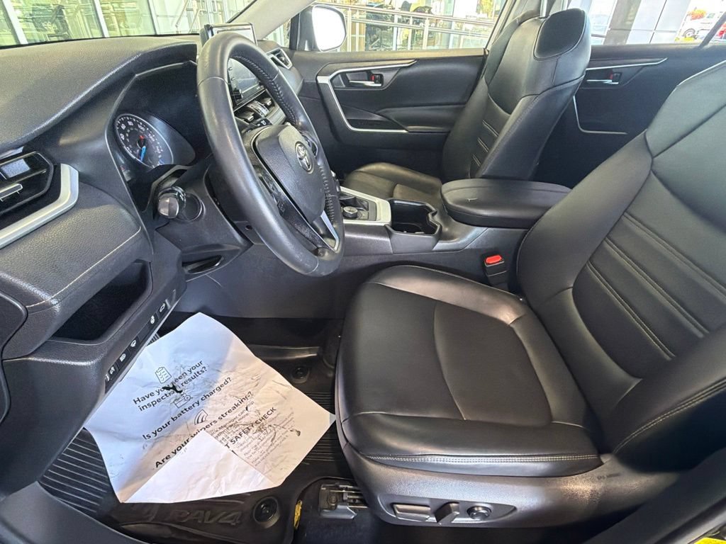 Certified 2022 Toyota RAV4 XLE Premium AWD/4WD image 20