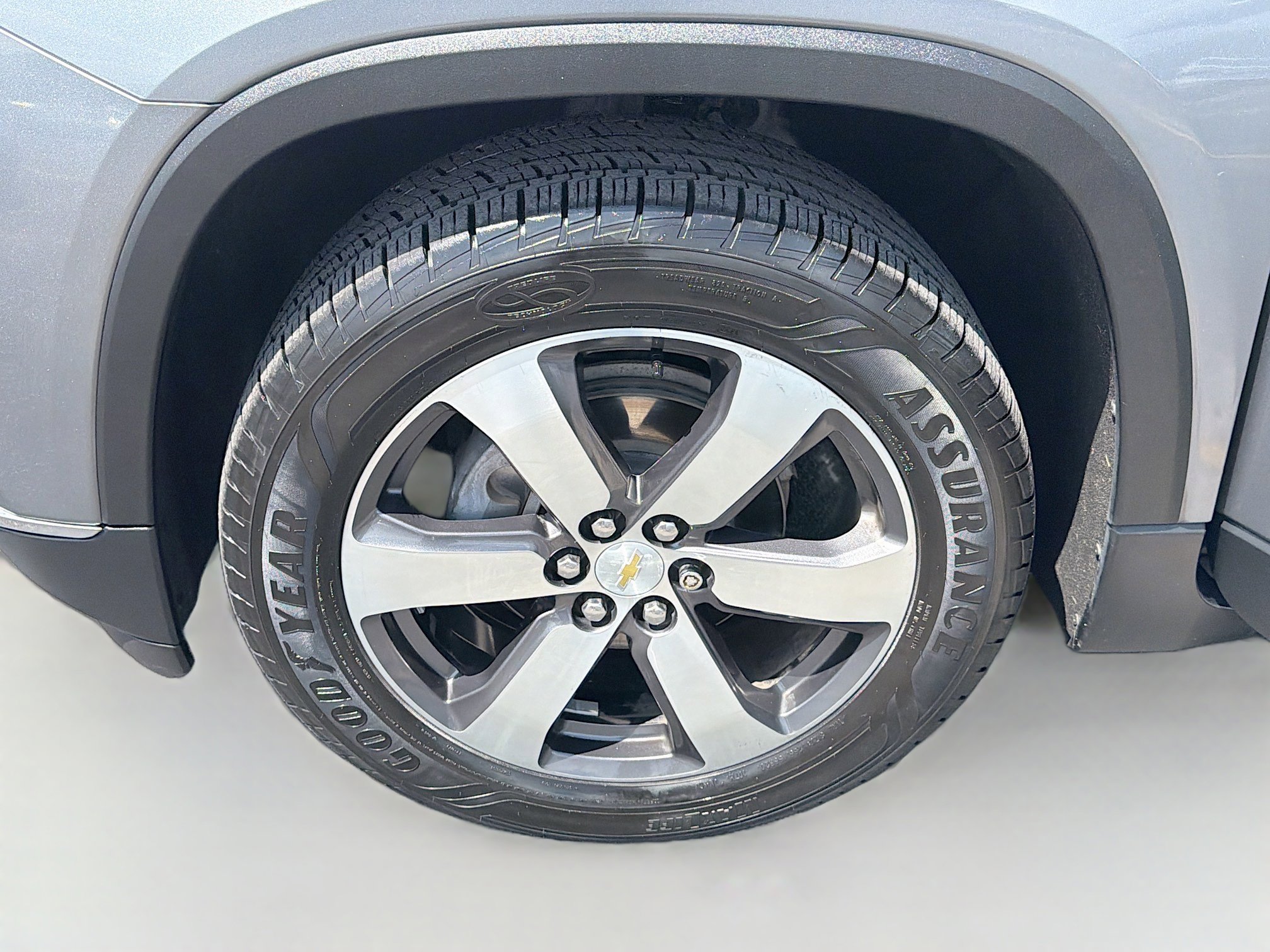 Used 2018 Chevrolet Traverse LT FWD image 38