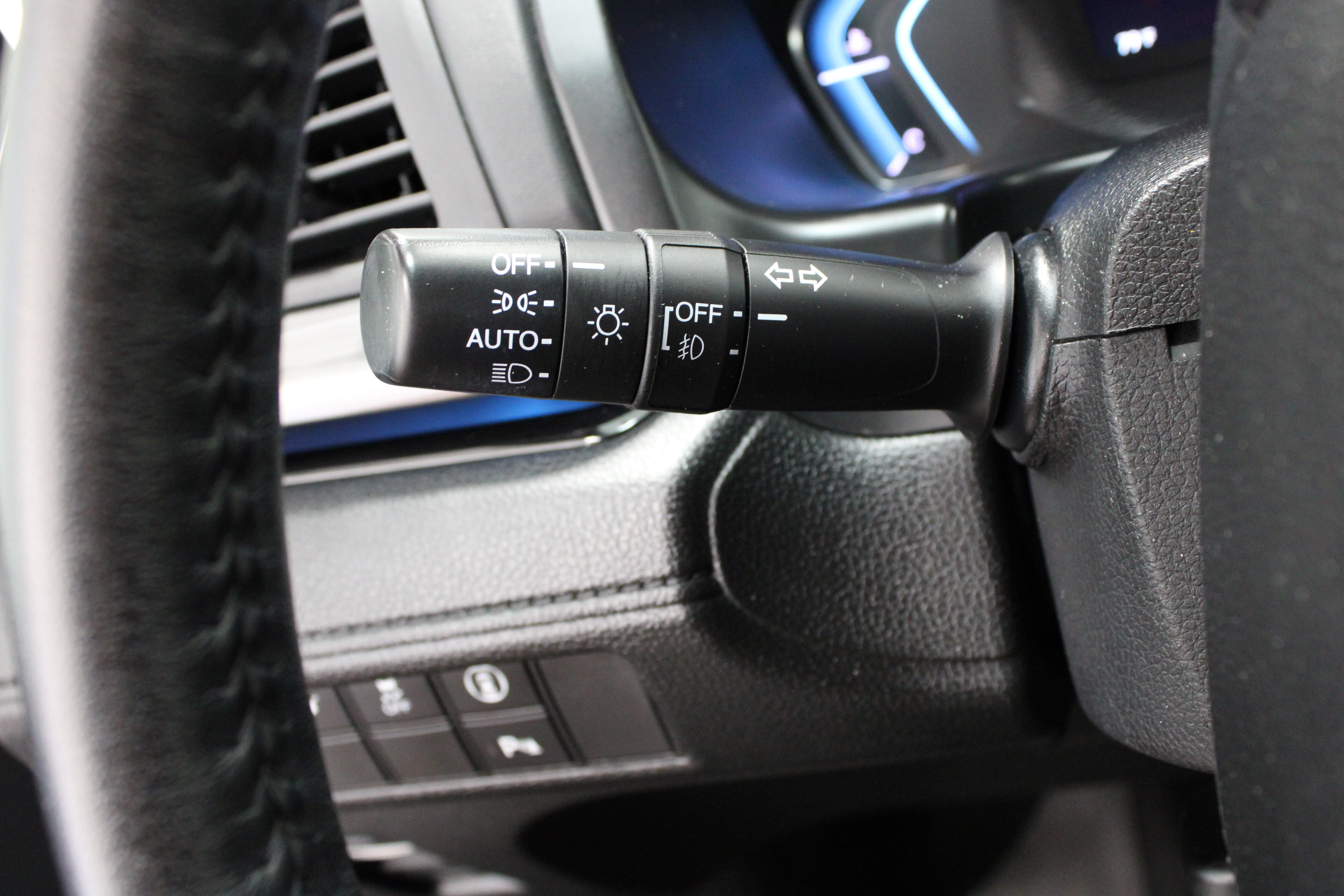 Used 2022 Honda Odyssey Elite image 26