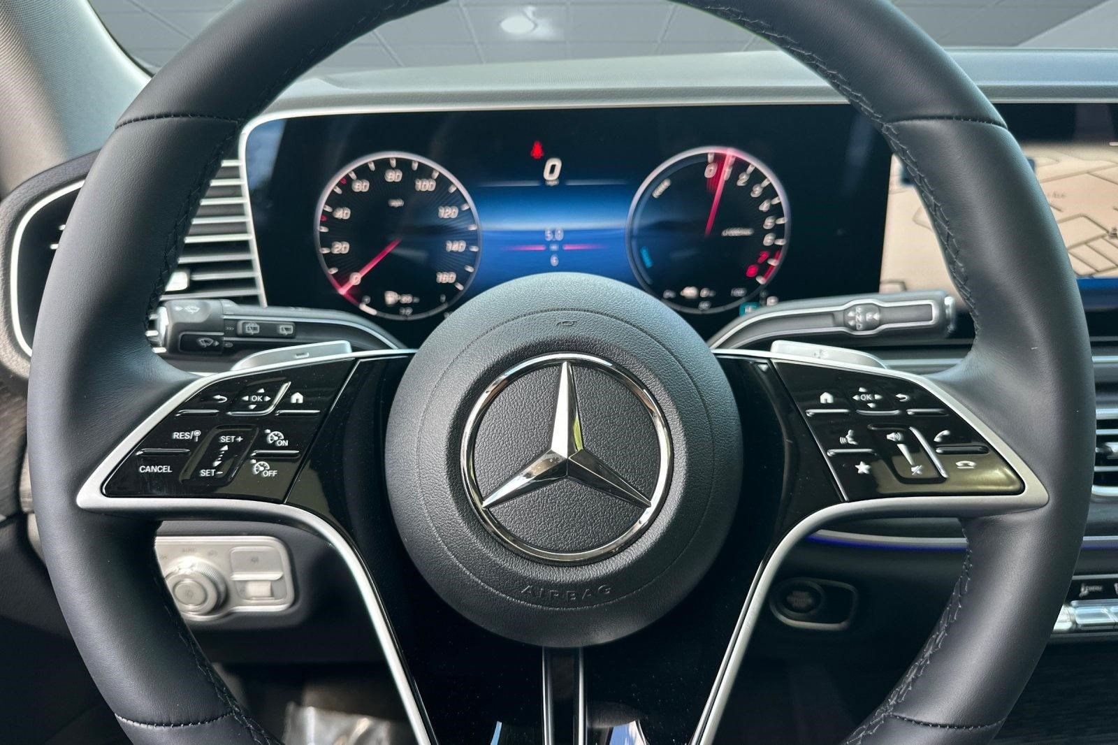 New 2026 Mercedes-Benz GLE 450e 4MATIC image 11