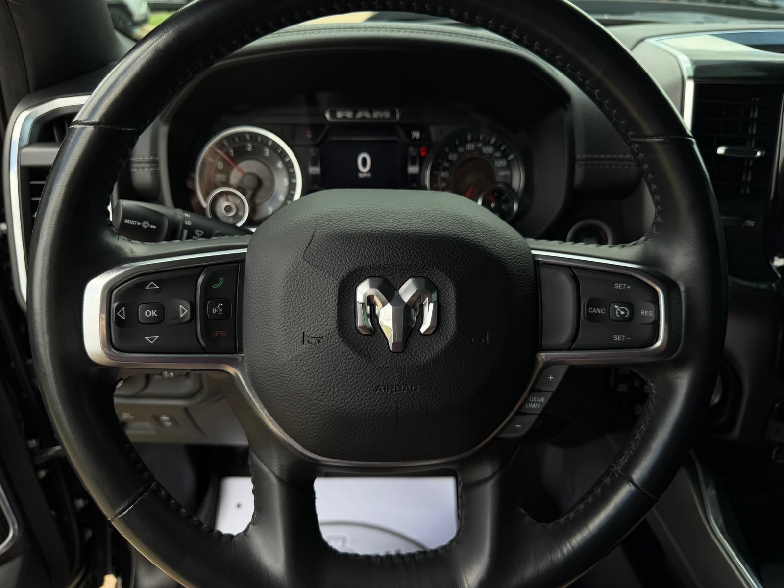 Used 2022 RAM 1500 Laramie w/ Sport Appearance Package AWD/4WD image 25