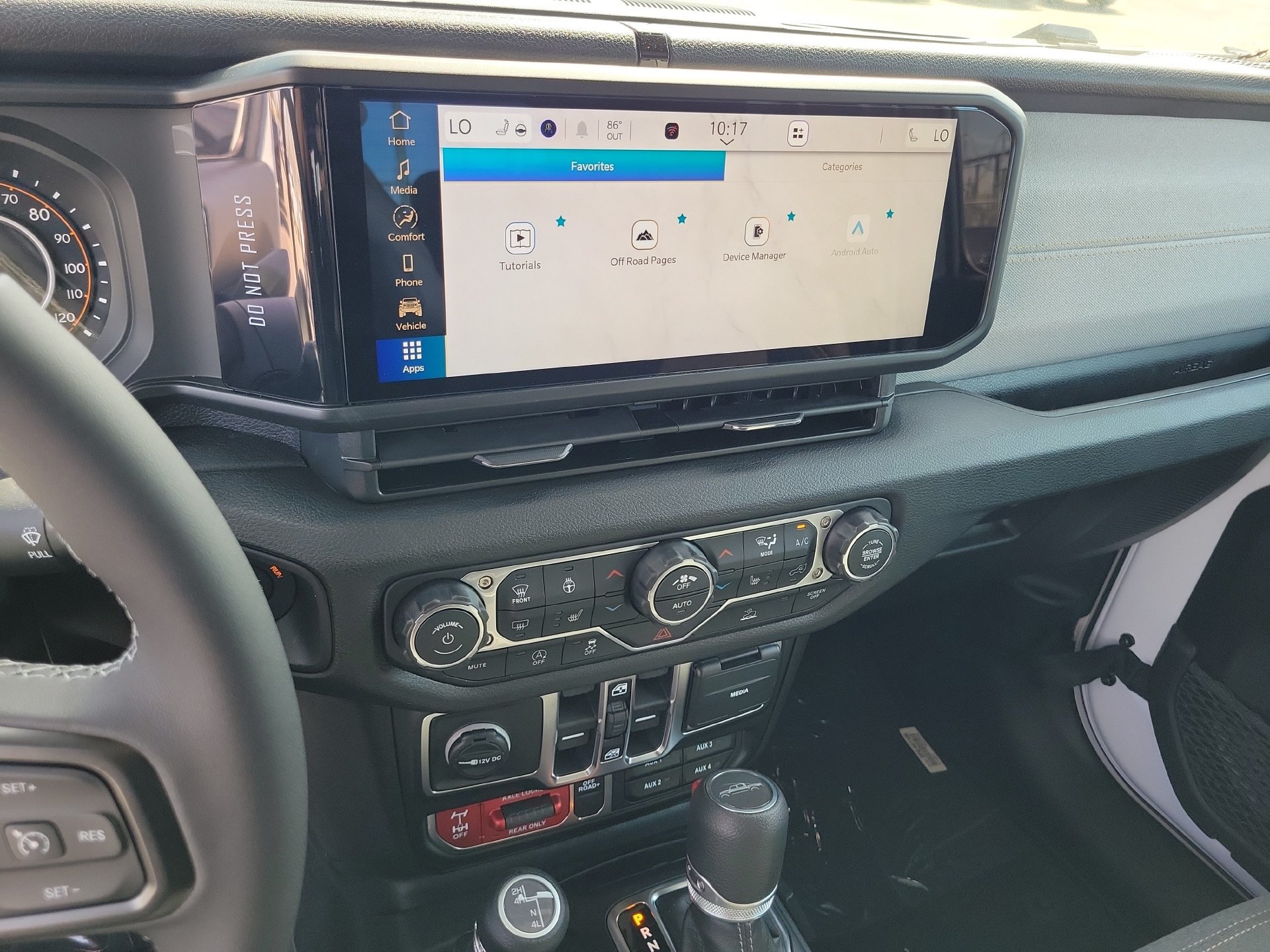 New 2026 Jeep Gladiator Sport AWD/4WD image 7