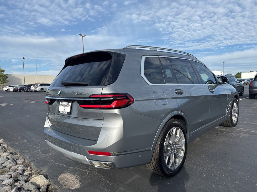 Used 2023 BMW X7 xDrive40i image 5