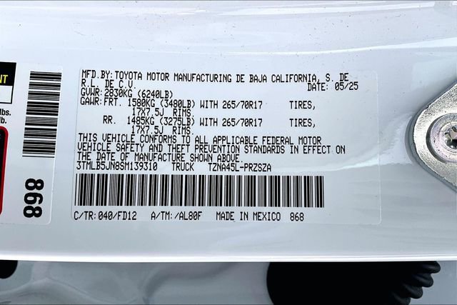 Used 2025 Toyota Tacoma TRD Off-Road image 16