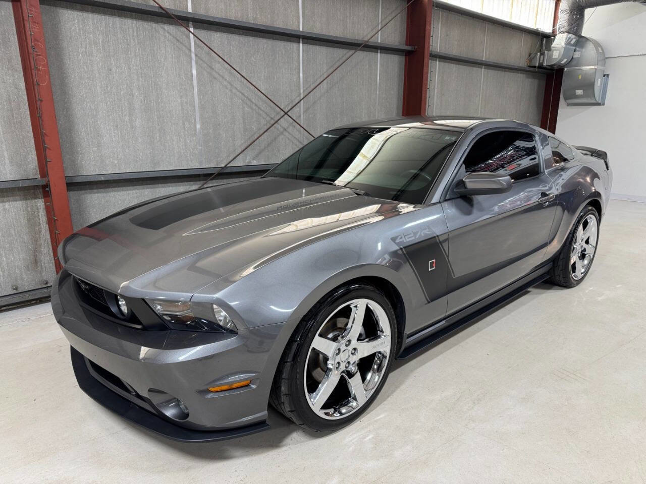 Used 2010 Ford Mustang GT Premium image 3
