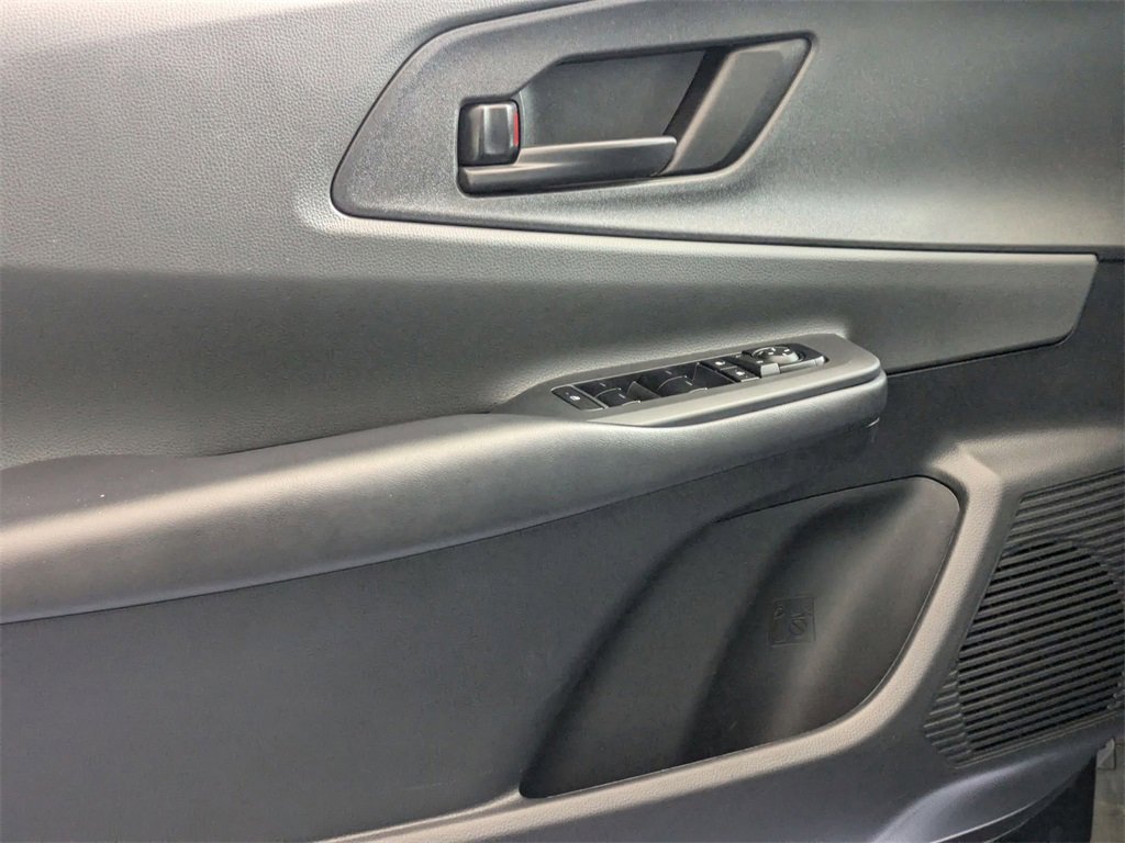 Used 2024 Toyota Prius LE image 11