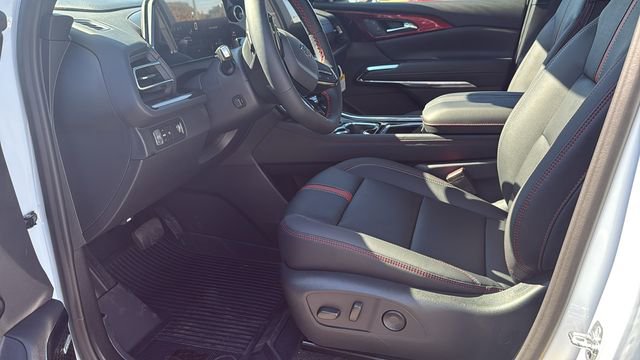 New 2026 Chevrolet Traverse RS w/ LPO, Floor Liner Package FWD image 13