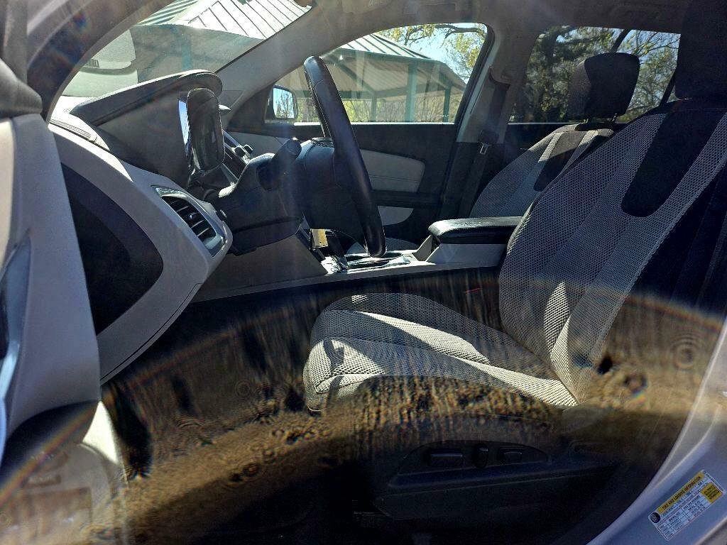 Used 2016 GMC Terrain SLE image 11