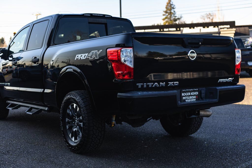 Used 2018 Nissan Titan PRO-4X AWD/4WD image 13