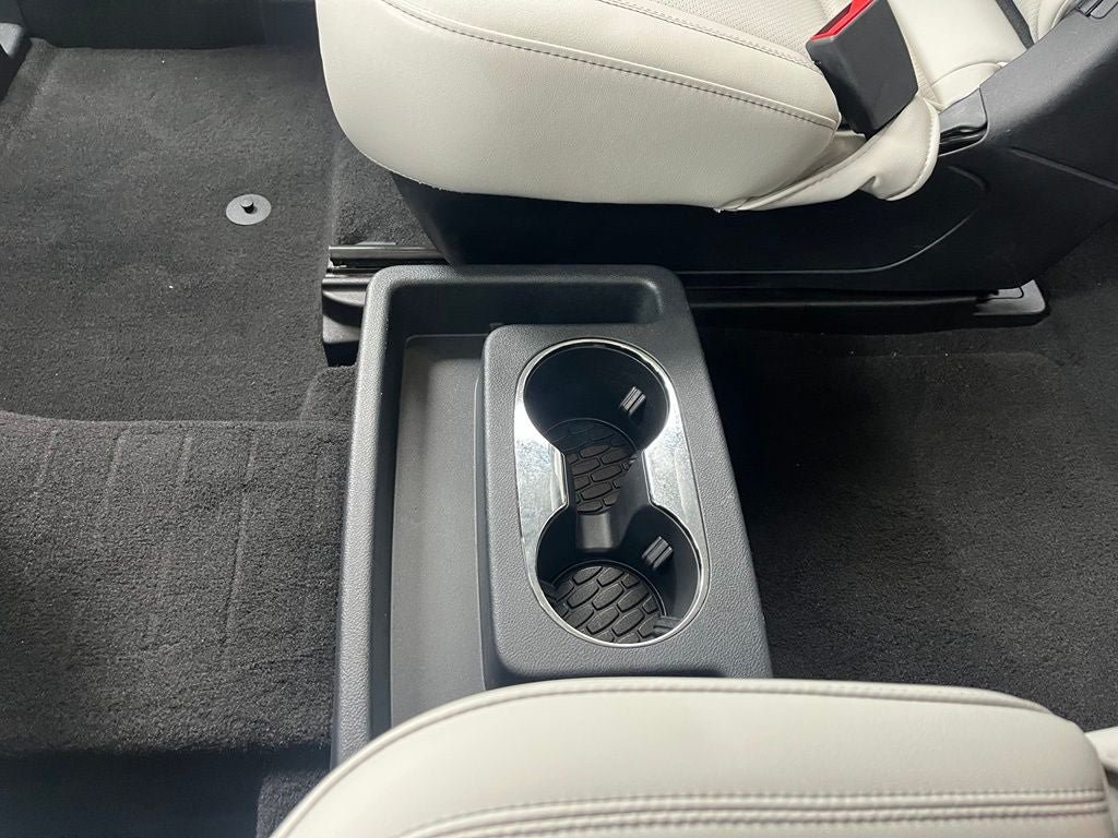 Certified 2025 Lincoln Aviator AWD image 10