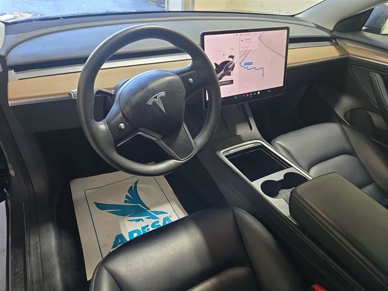 Used 2023 Tesla Model 3 Standard Range RWD image 3