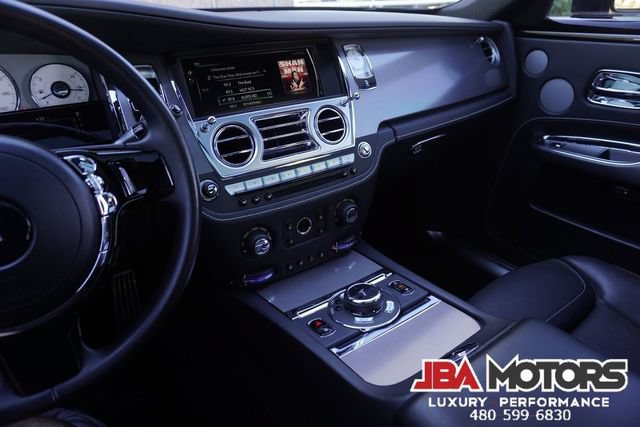 Used 2018 Rolls-Royce Ghost RWD image 24
