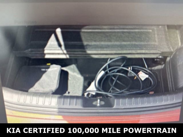 Certified 2023 Kia Niro EX FWD image 7